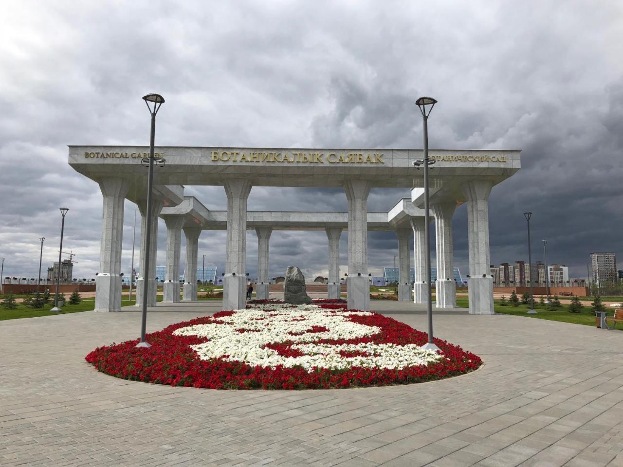 Eco Apart Hotel Astana Zewnętrze zdjęcie